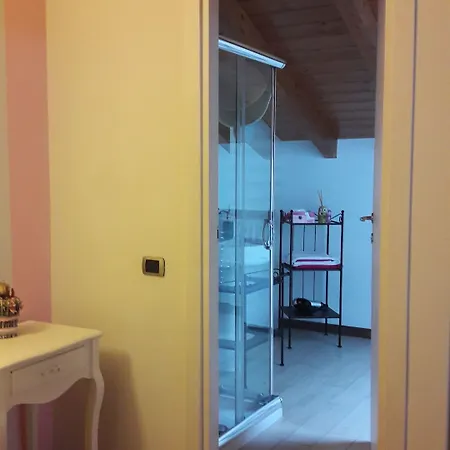 Alojamento de Acomodação e Pequeno-almoço B&B Como Lake Cottage