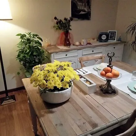 Alojamento de Acomodação e Pequeno-almoço B&B Como Lake Cottage