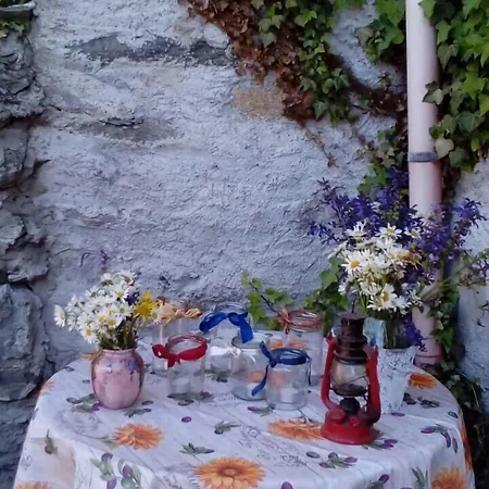 Alojamento de Acomodação e Pequeno-almoço B&B Como Lake Cottage Lecco