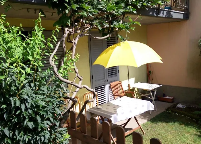 Oda ve Kahvaltı B&B Como Lake Cottage Lecco